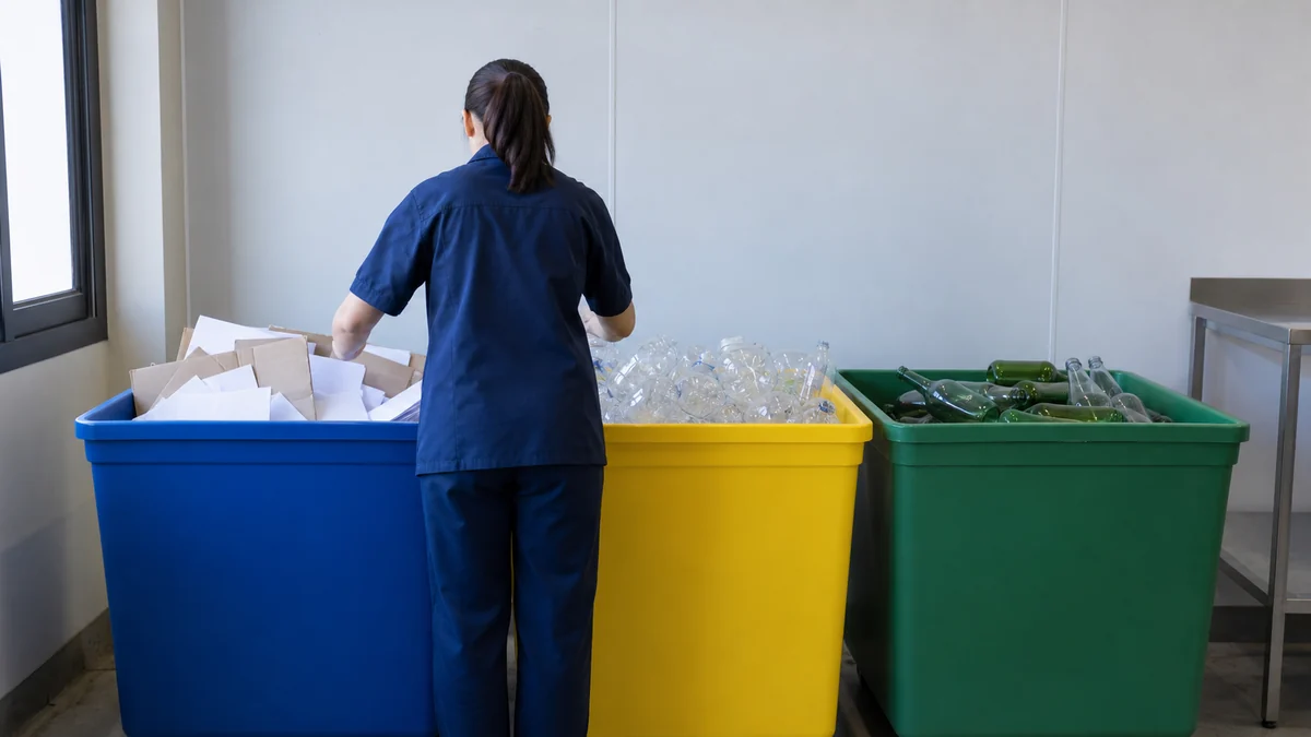 Local à déchets et tri sélectif en copropriété — BDN Nettoyage, Val-d'Oise (95)